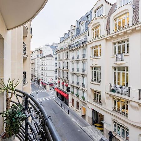 Grand Et Central, 8E Pres Elysee Paris Bagian luar foto